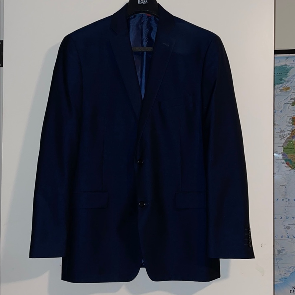 Alfani suit jacket size 44R slim fit. Navy blue